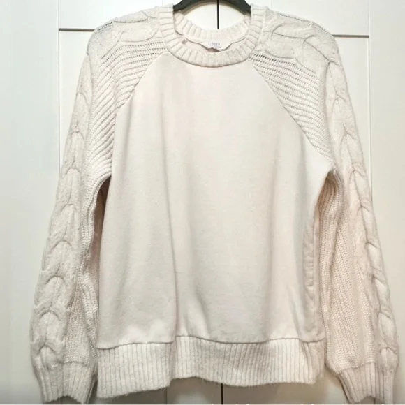 Women's Cable Knit Crew Neck Sweater - Green, White, Gray (ALL Size Lg) - Picture 6 of 8